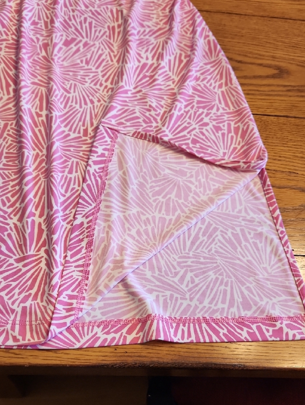 BCBGMaxAzria Pink and White V-Neck Midi Dress - Picture 12 of 12